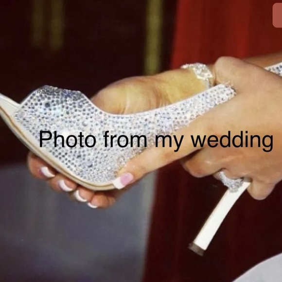 🎉HP 12/7🎉 Swarovski Crystal 4” 💎 pumps- AUTHENTIC SWAROVSKI - Picture 4 of 16